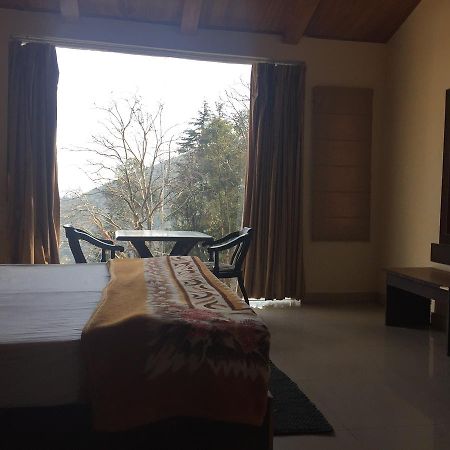 Natureraga Fernhill Resort Chail Eksteriør billede