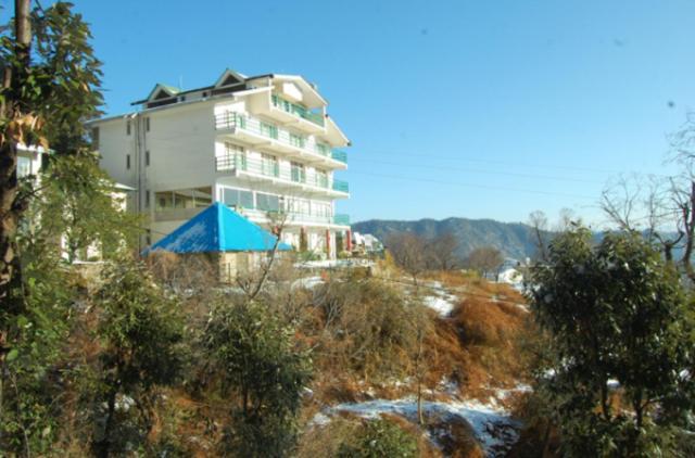 Natureraga Fernhill Resort Chail Eksteriør billede