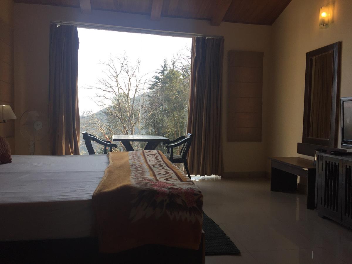 Natureraga Fernhill Resort Chail Eksteriør billede