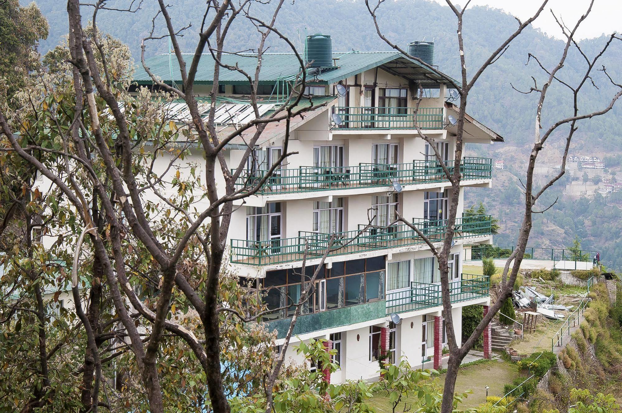 Natureraga Fernhill Resort Chail Eksteriør billede
