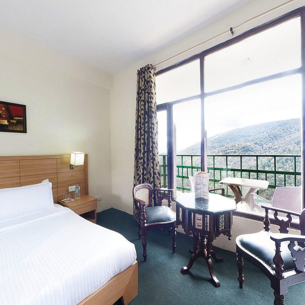 Natureraga Fernhill Resort Chail Eksteriør billede